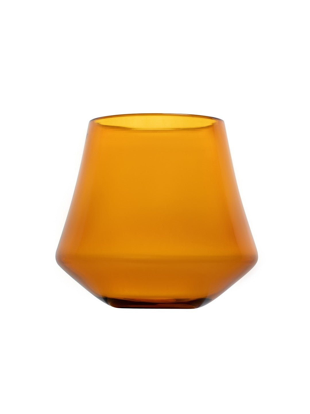 A crafted cocktail swaying in the Celestia Harmony glass, enhancing the drinking experience with movement