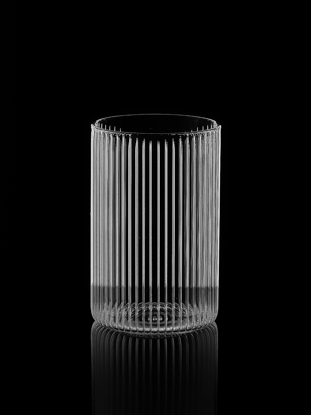 Thin Ribbed Clear Borosilicate Glasses - Borotechheight : 100 mm diameter: 65 mm ml capacity : 295 ml6TransparentG-205w clear