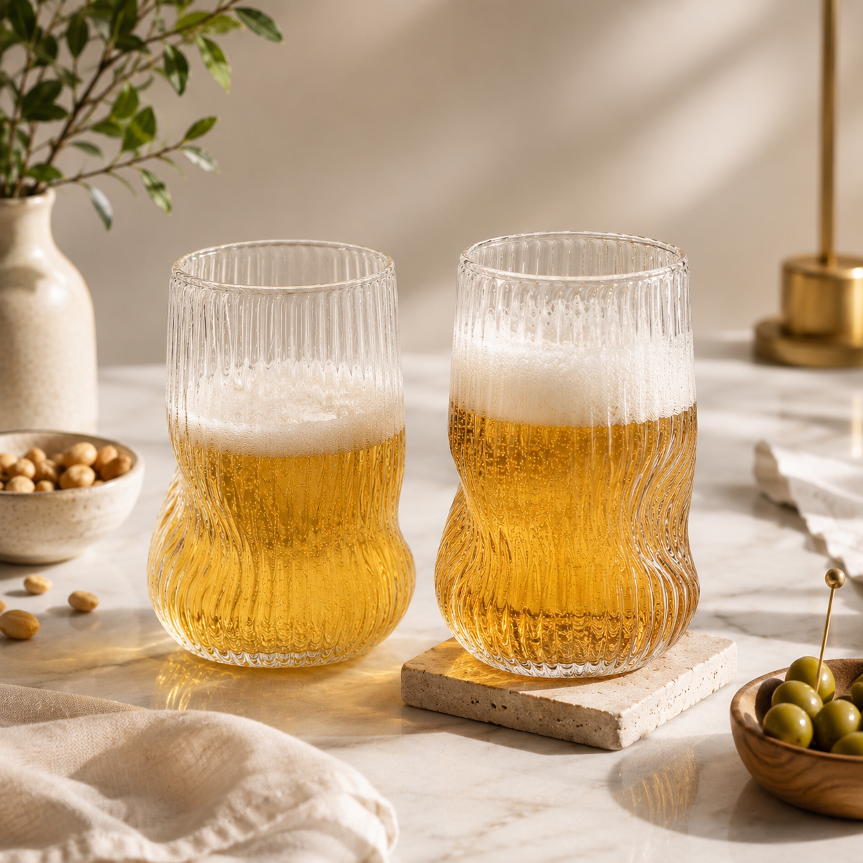 Thin Ribbed Curved Borosilicate Glasses