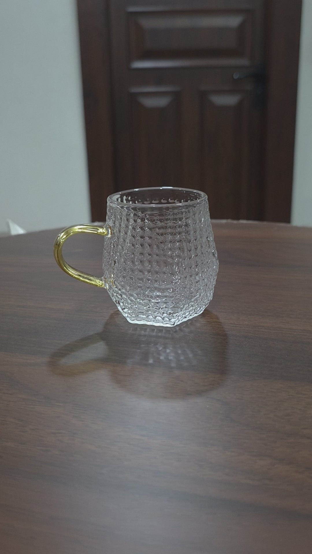 Load video: Diamond Barrel Tea Cup set of 6