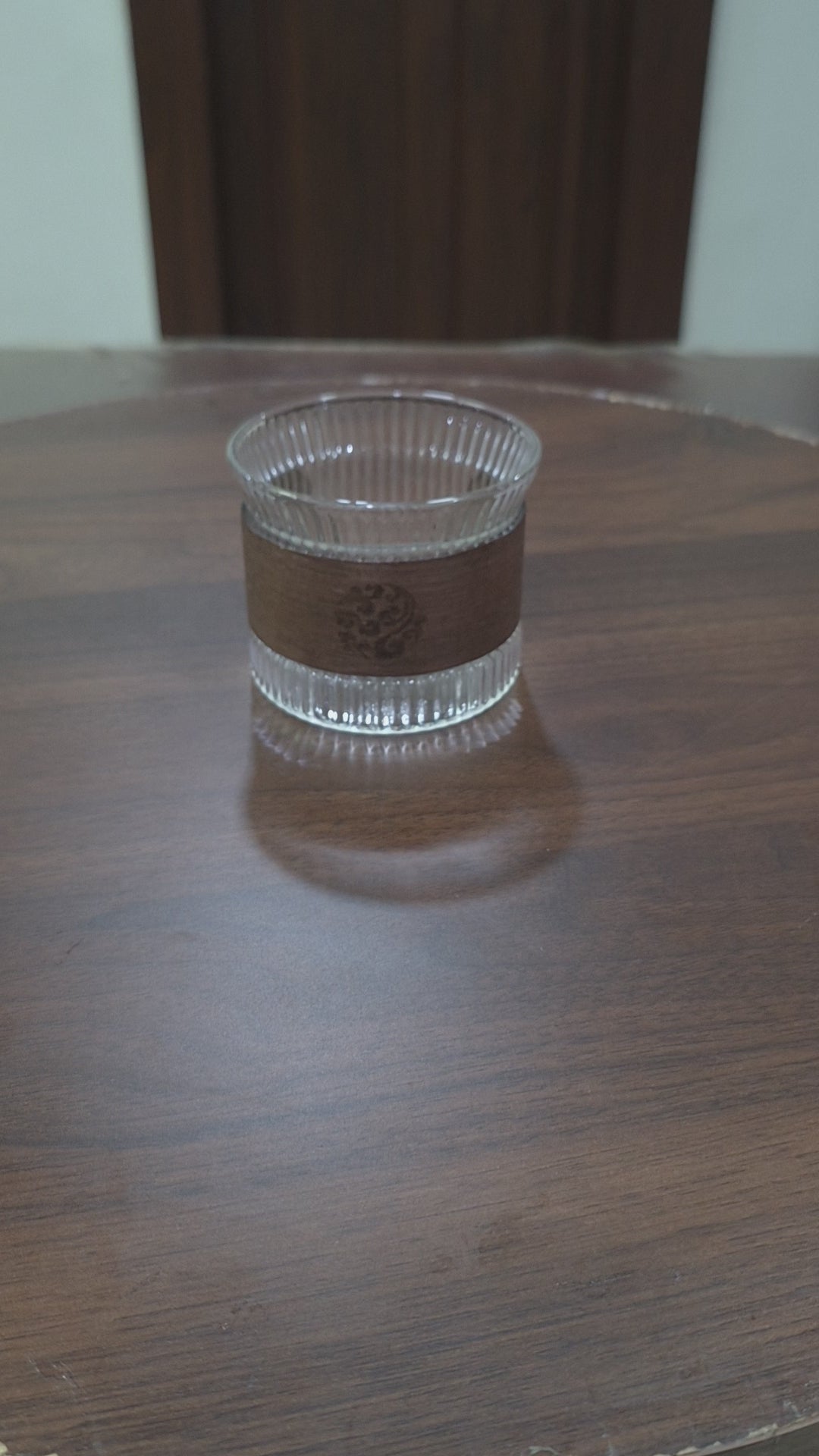 Load video: Ribbed Borosilicate Tumbler with Wood Band