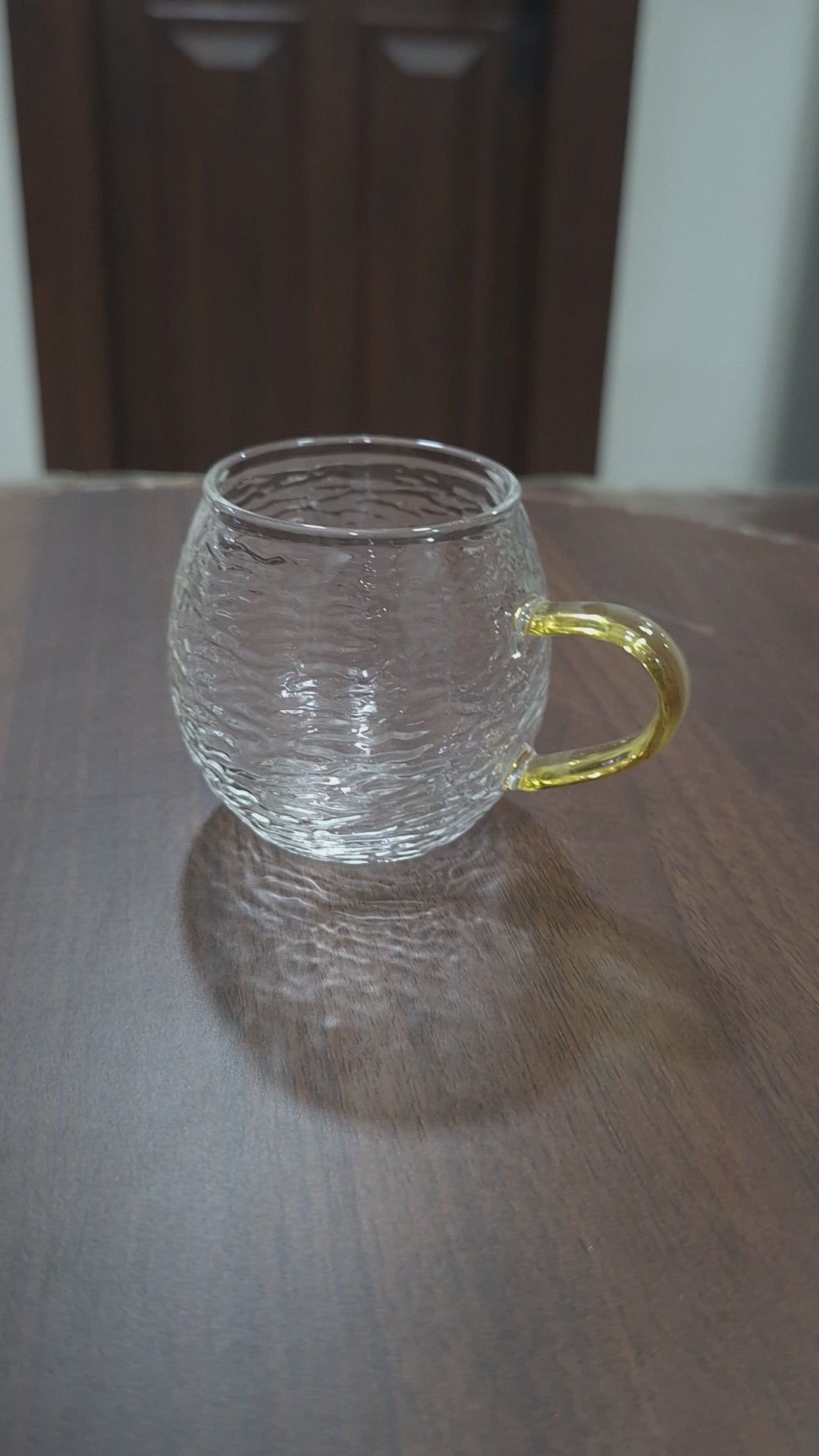 Load video: Dewdrop Globe Borosilicate Tea Glass set of 6