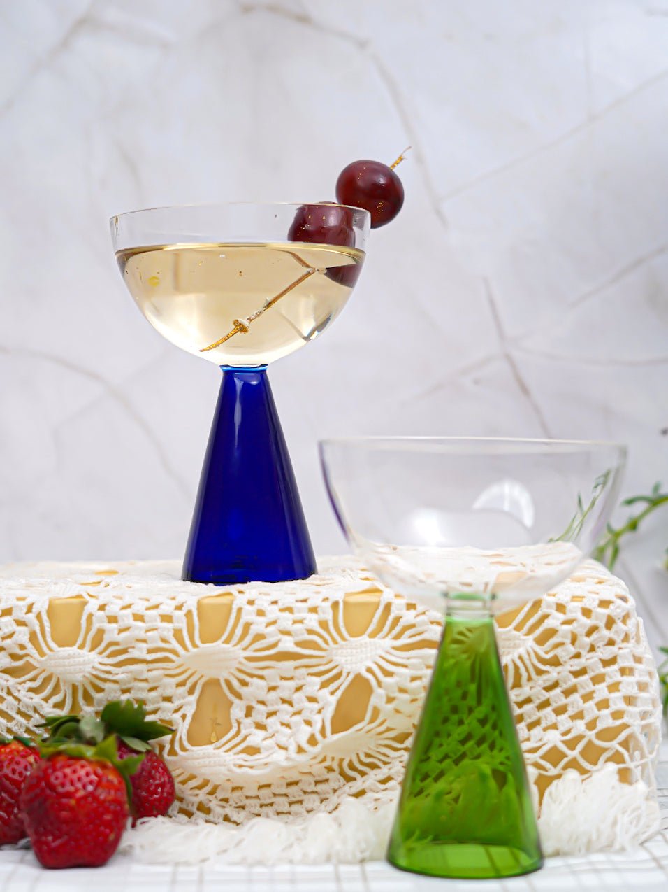 Pyramid Stem Cocktail Glasses - Borotechheight : 135 mm diameter: 97 mm ml capacity : 160 ml2BlueBorotech