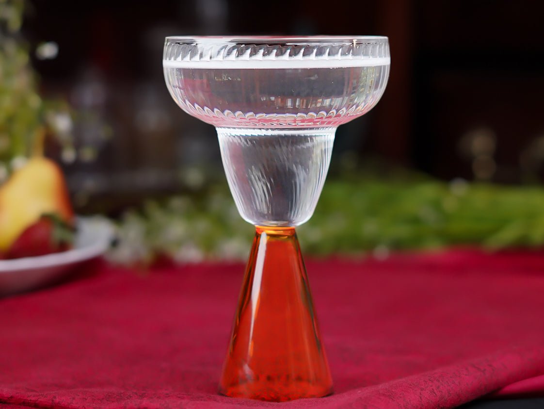 Ribbed Cocktail Glasses with Pyramid Base - Borotechheight : 170 mm diameter: 103 mm ml capacity : 240 ml4BlueBorotech