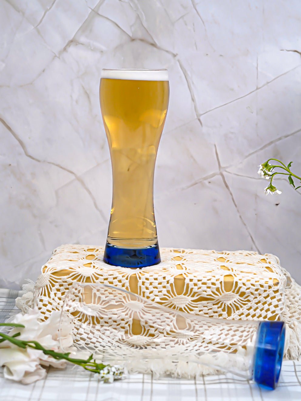 Handcrafted 400ml borosilicate pilsner glasses, perfect for lagers, ales, and craft beers with a modern touch.