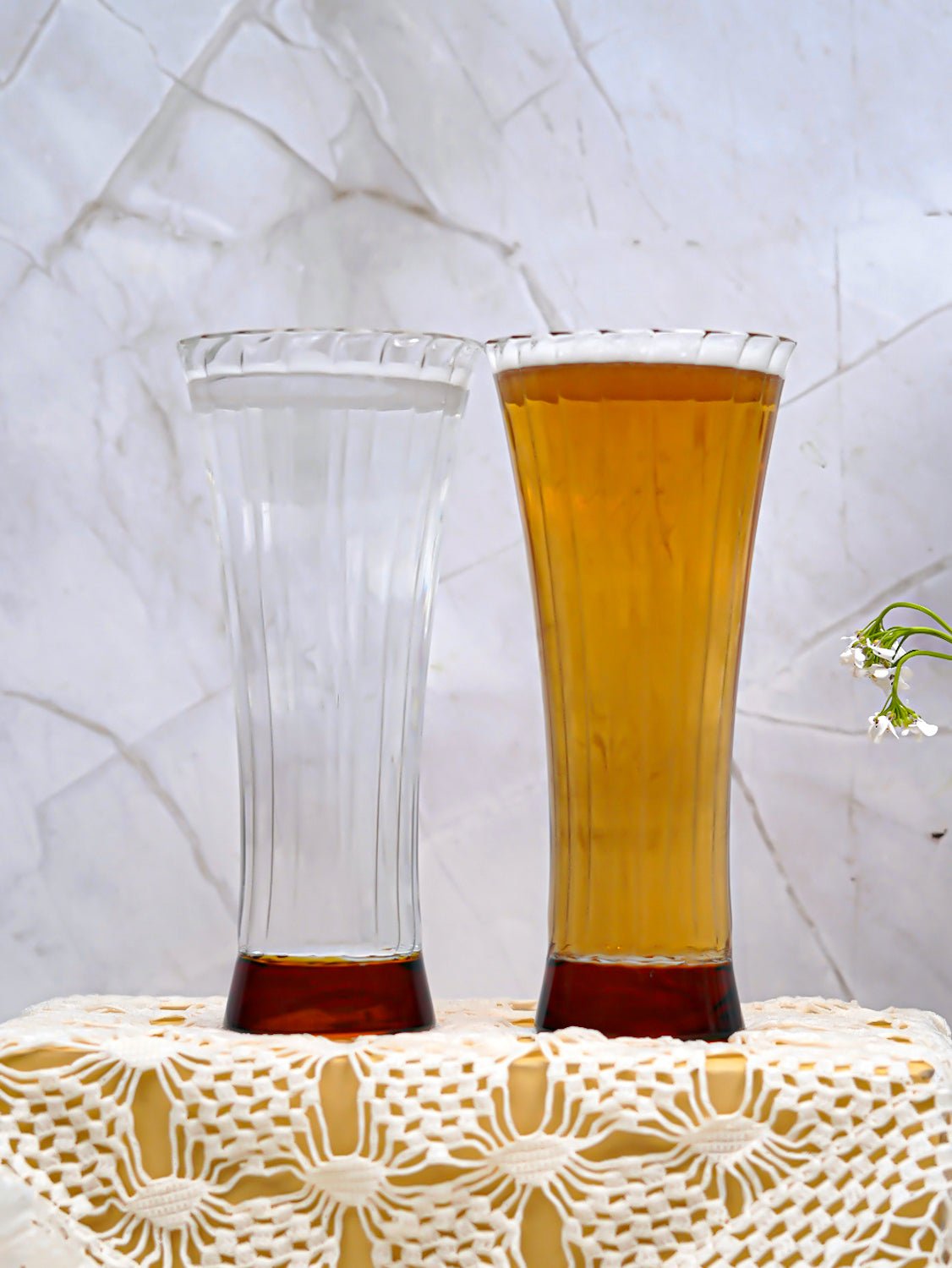 Set Of 4 Borosilicate Ribbed Beer Glasses with Amber Base - Borotech