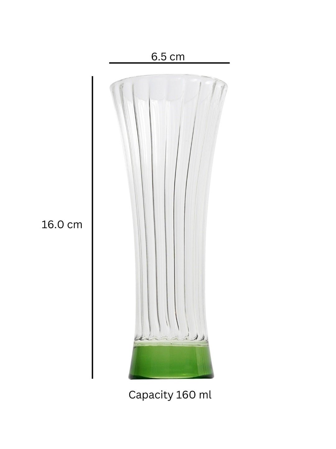 Detailed view of ribbed borosilicate juice glass with green base, showcasing its elegant craftsmanship and durability.