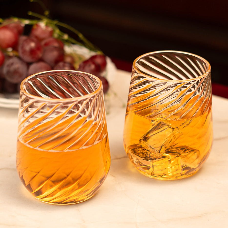 Swirl Aura Glass - Borotechheight : 105mm diameter:85mm ml capacity : 440 ml2TransparentBorotech